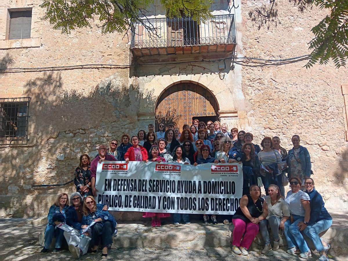 Jornada de auxilaires de ayuda a domicilio de los ayuntamientos de la provincia de Cuenca