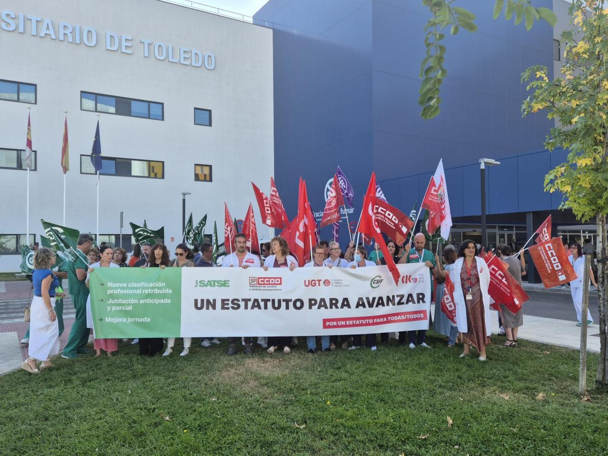 Concentracin por el bloqueo del Estatuto Marco