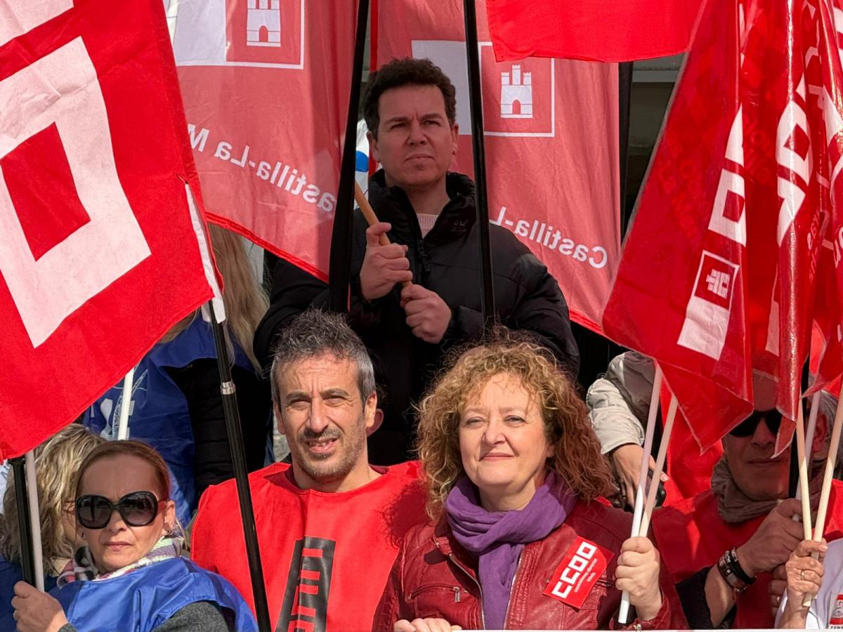 Movilización en Toledo para exigir la recuperación de la carrera profesional en el SESCAM