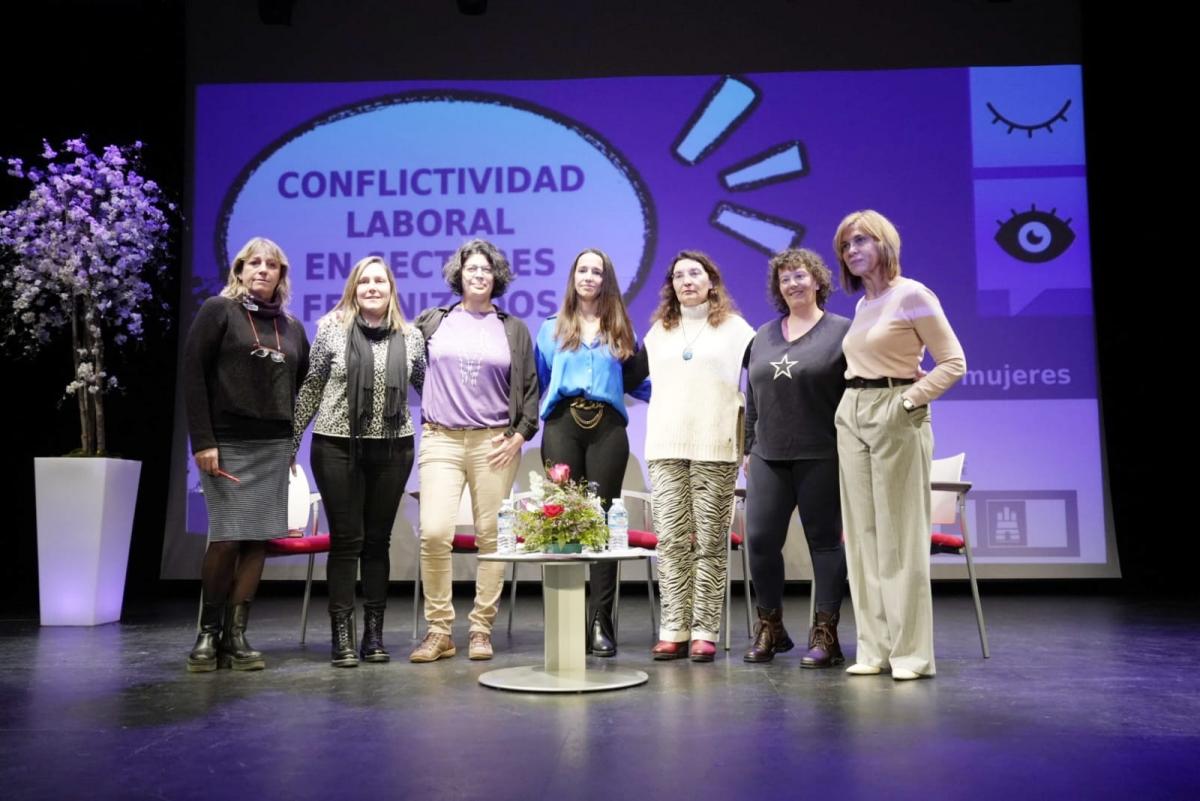 Acto sindical por el 8M en Albacete "Conflictividad laboral en sectores feminizados"