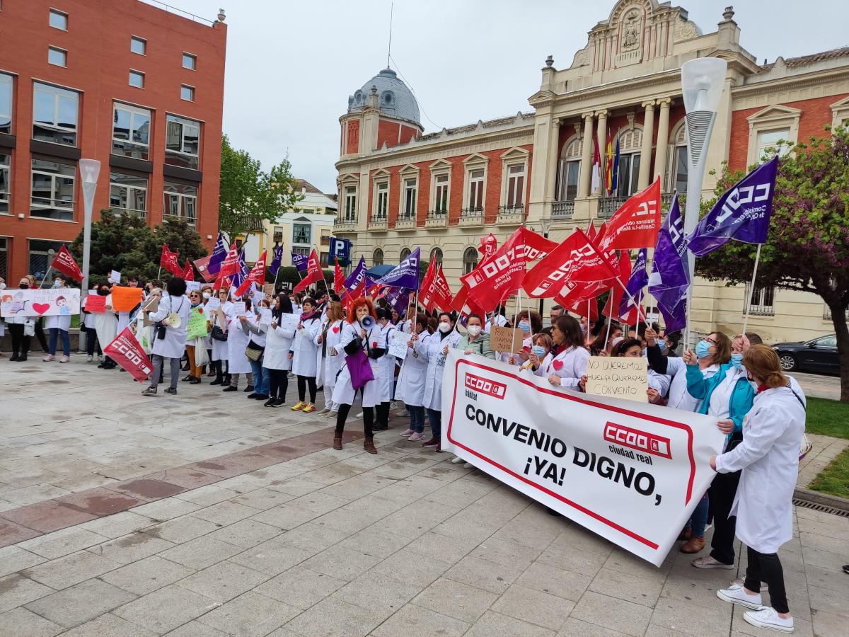 CCOO inicia una nueva reclamacin para mejorar las condiciones de las trabajadoras de la ayuda a domicilio
