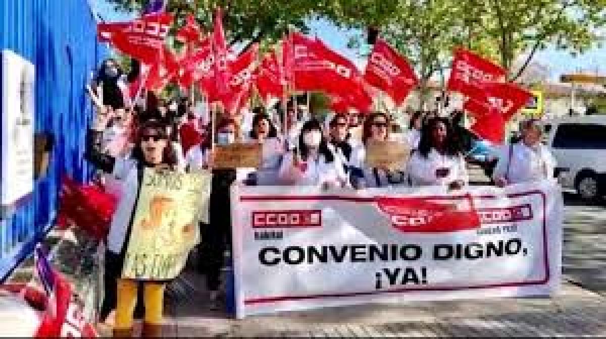 Imagen de una protesta de las trabajadoras del SAD en Ciudad Real