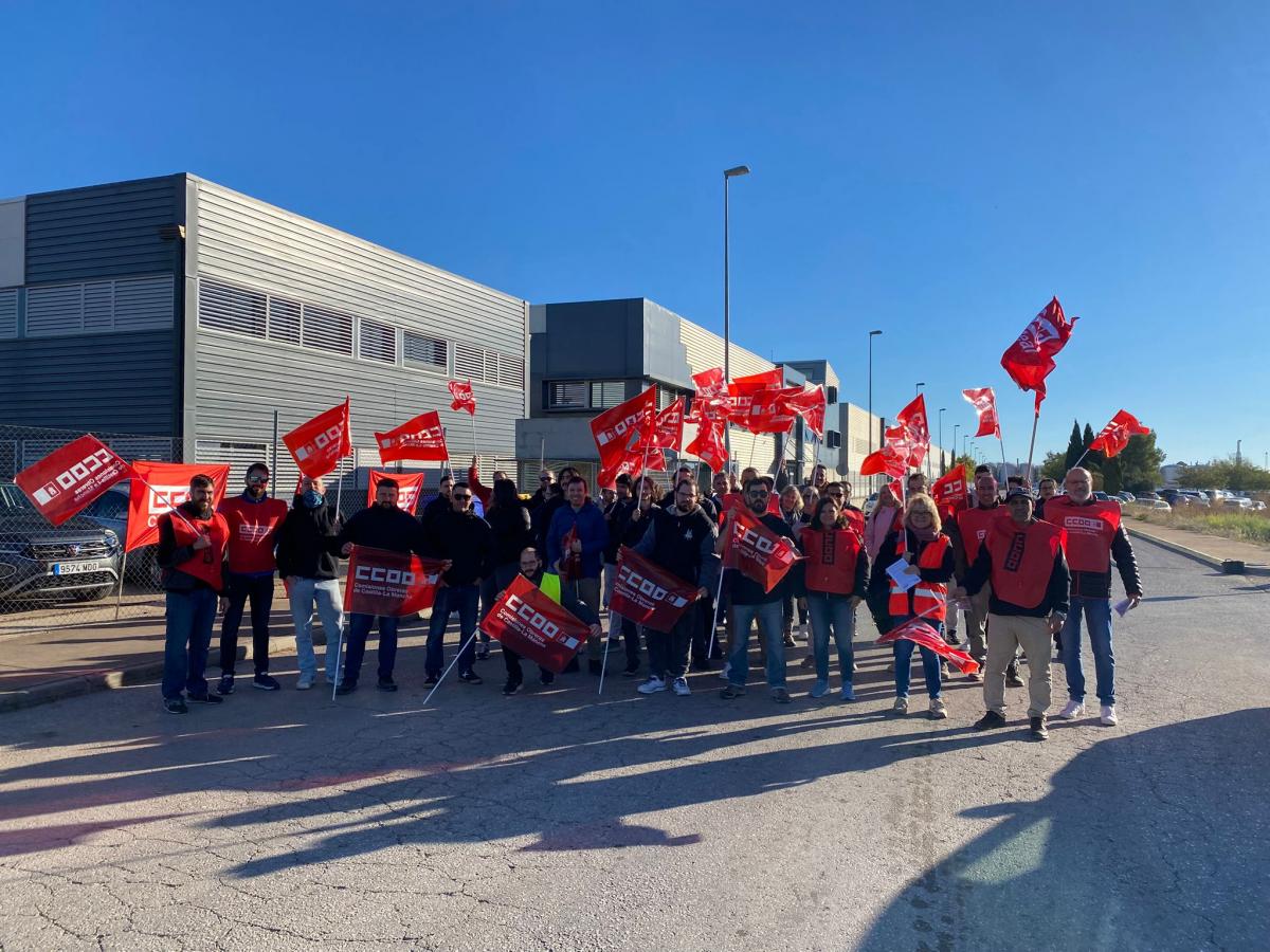 Concentraciones en el primer día de la huelga del metal.