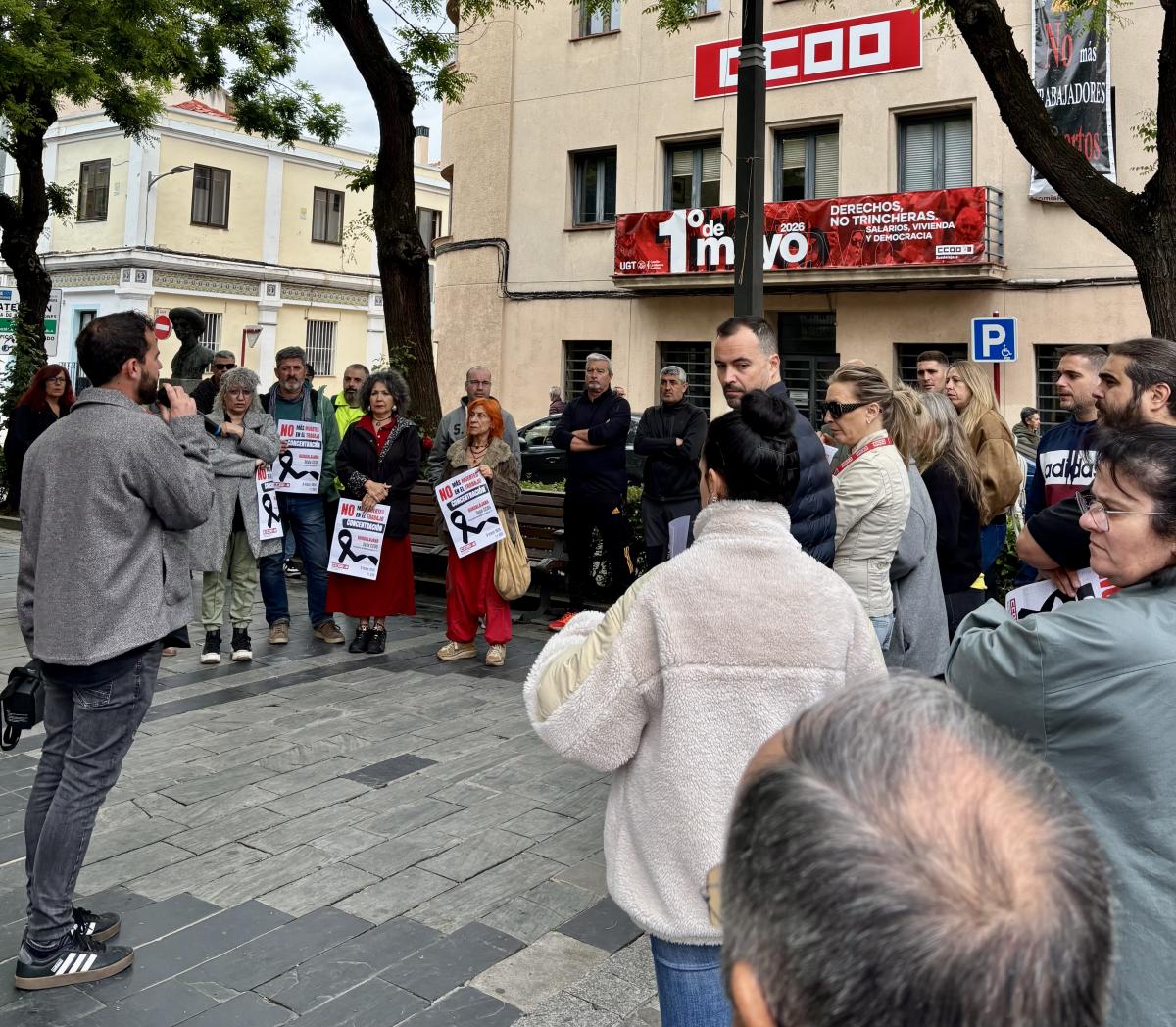 Concentración de CCOO Guadalajara contra la siniestralidad laboral