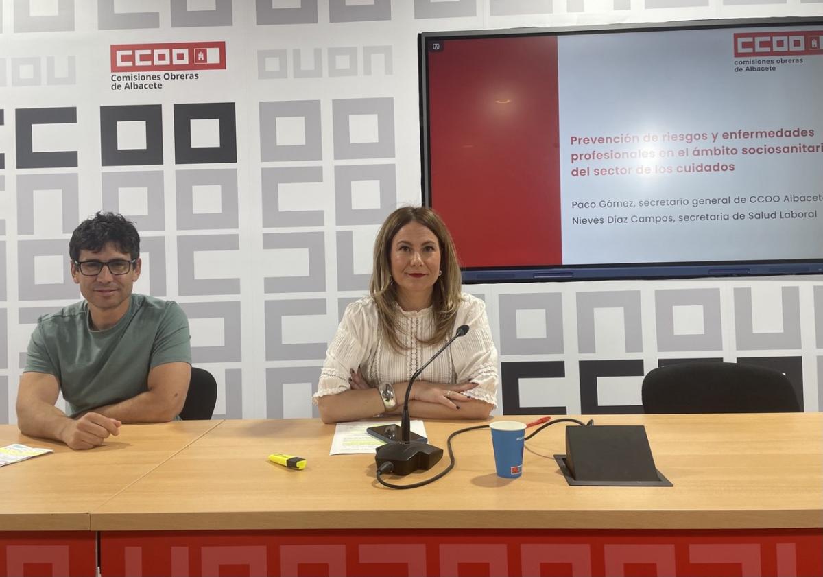 Paco Gmez y Nieves Daz en rueda de prensa.