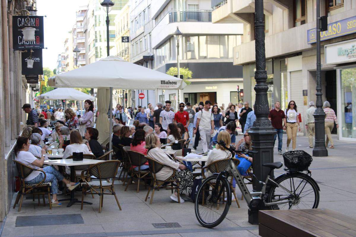 Terraza en una calle de Albacete