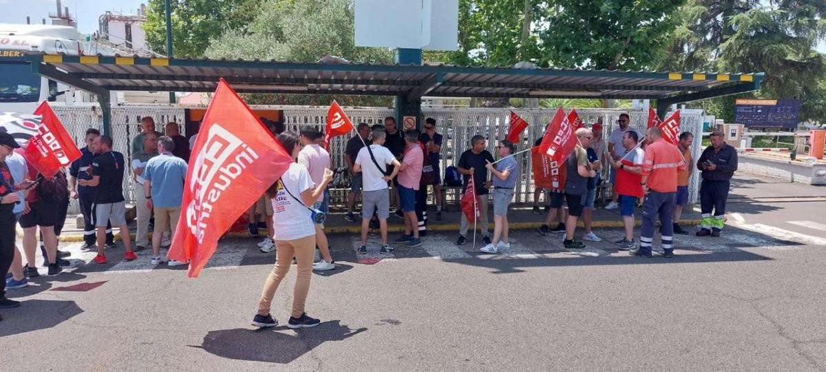 Concentracin de la plantilla de Eserman, en Puertollano