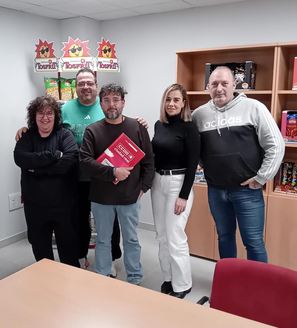 Comité de Empresa de Tosfrit tras la firma del convenio.