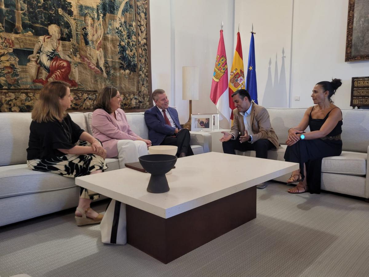 Comisiones Obreras se rene con el Presidente de Castilla-La Mancha para trazar el nuevo curso poltico de la regin