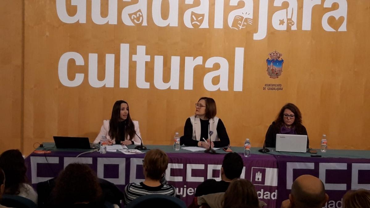Asamblea de mujeres de CCOO en Guadalajara con motivo del 8 de marzo