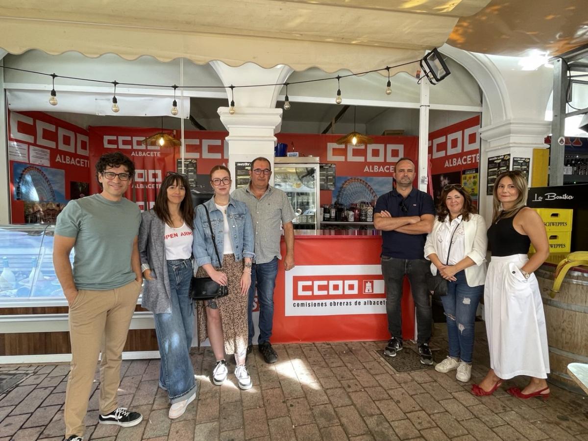 La ejecutiva de CCOO ha mantenido un desayuno informativo en el stand de la Feria de Albacete