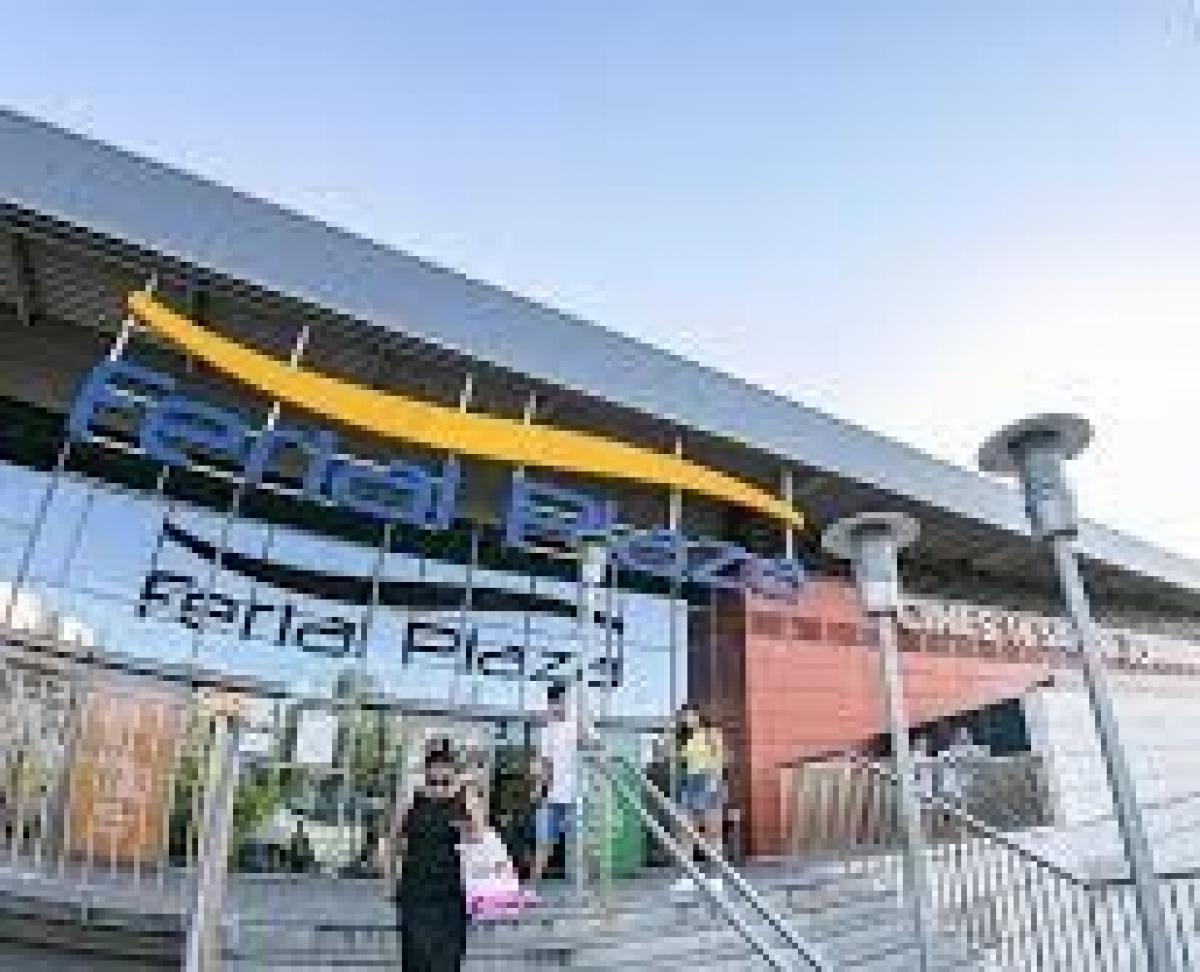 Cierra la oficina de Correos en el centro comercial de Guadalajara