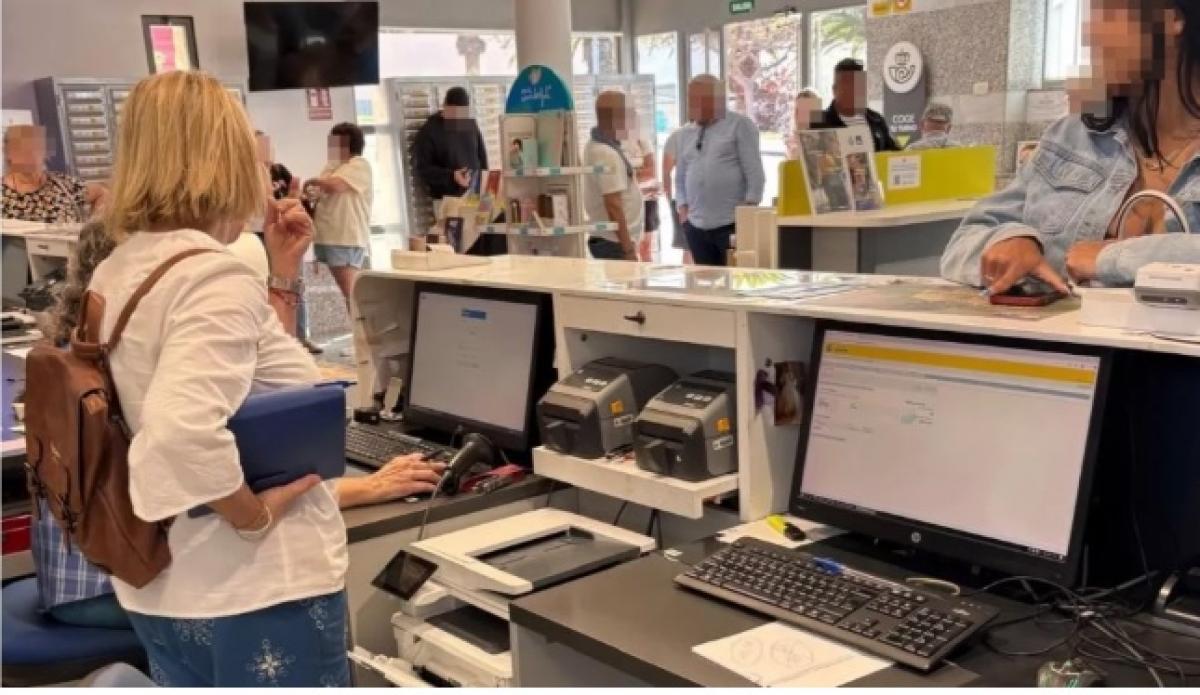 Falta refuerzo de plantillas en las oficinas de Correos