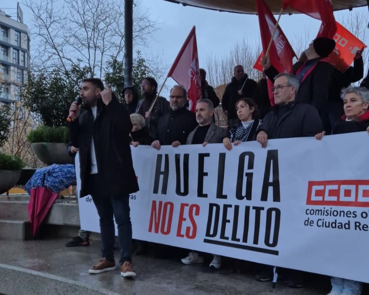 Huelga no es delito, concentración en Puertollano