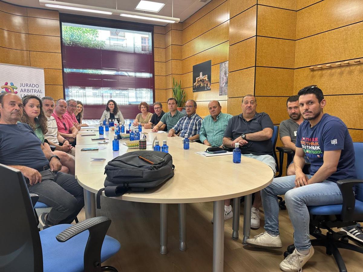 Reunin con la JCCM sobre el futuro de las plantas de PINA S.A en Castilla-La Mancha