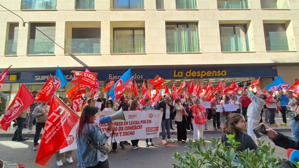 Concentración por un convenio digno en el comercio de Ciudad Real